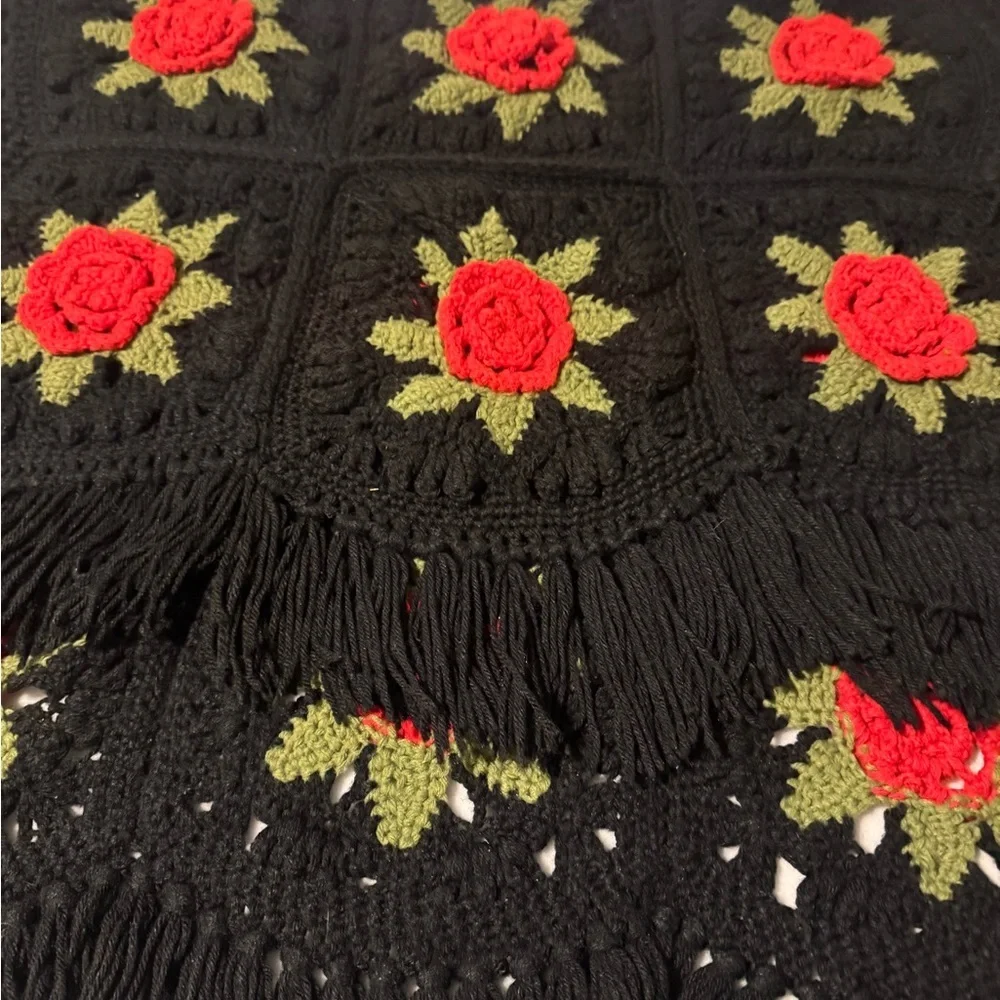 Handmade Crochet Blanket with Red Rose Design